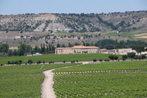 Figure 20 : Terroirs viticoles et monastère-hôtel